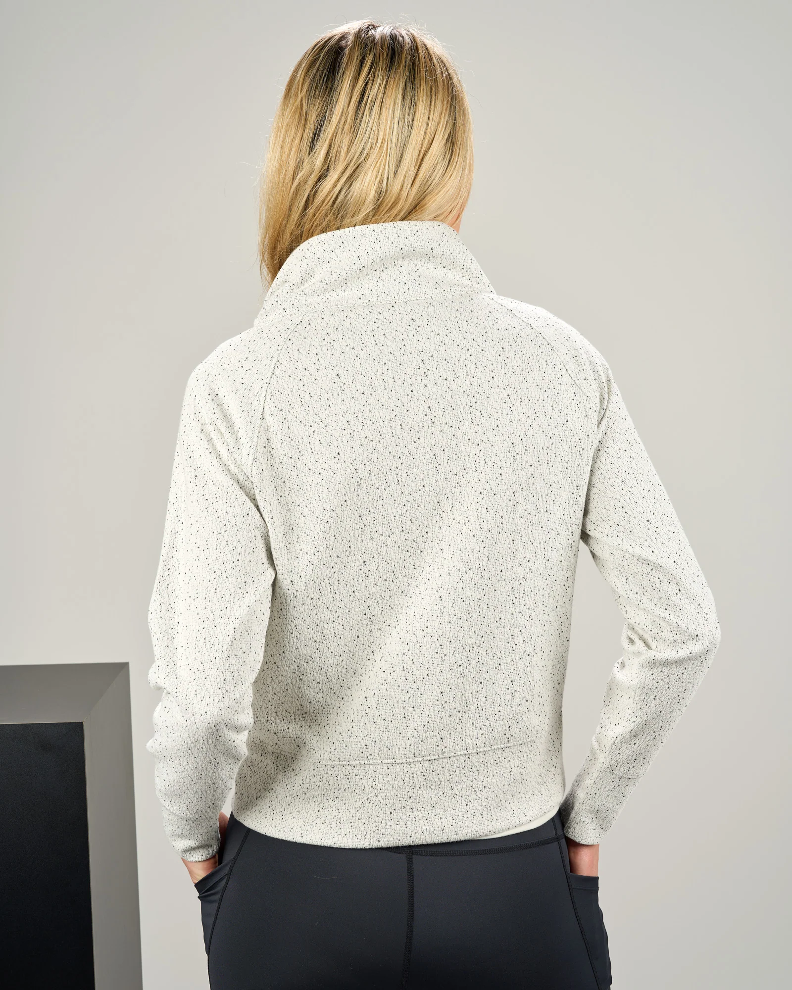 Chloe Q Zip - Image 7