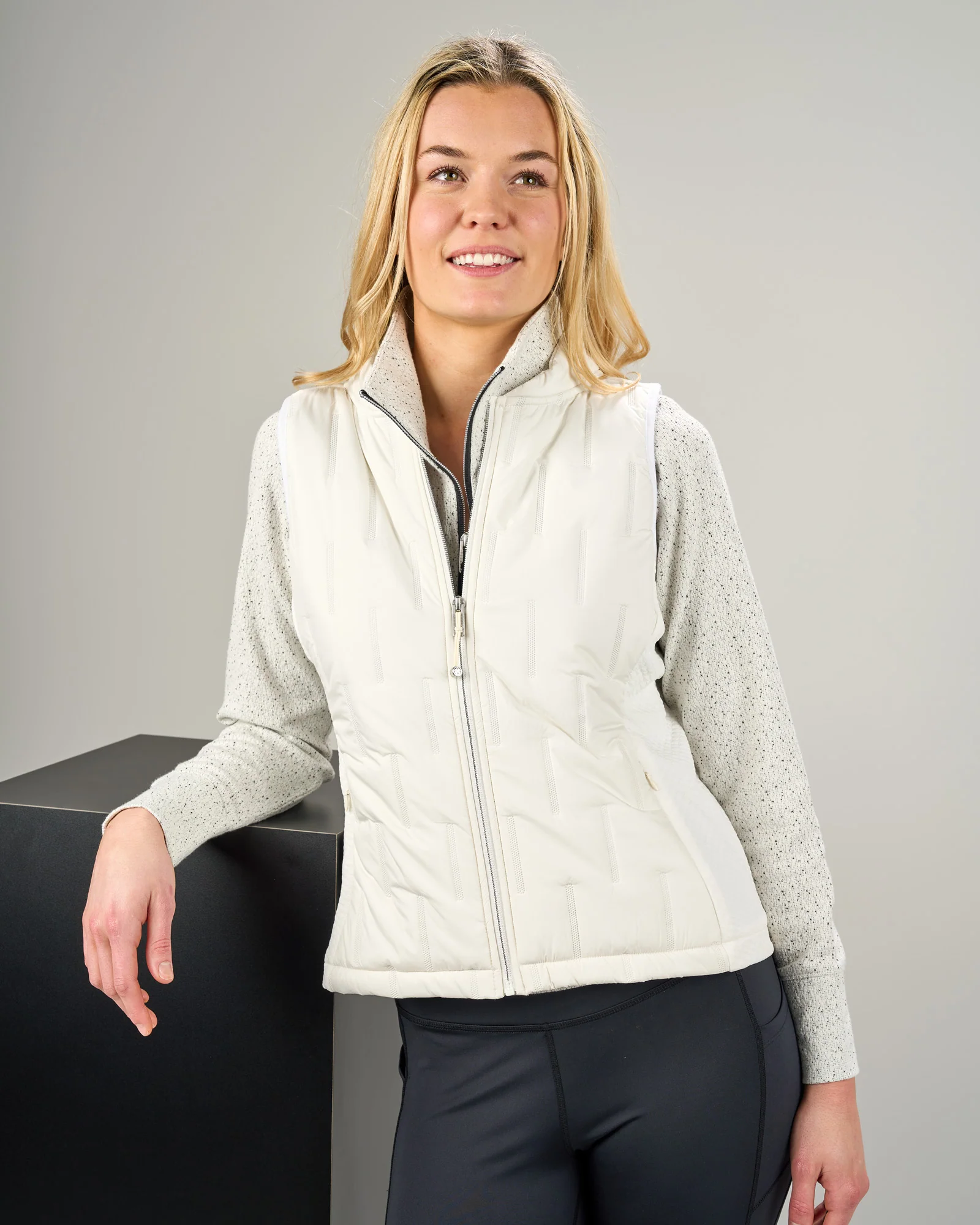 Delia Puff Vest - Image 2
